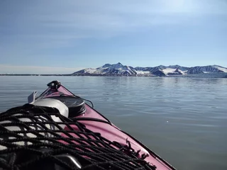 Foto auf Acrylglas Nördlicher Polarkreis Kayak en terre polaire (n°2)