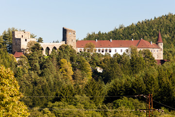 Fototapeta na wymiar ruins of Velhartice Castle, Czech Republic