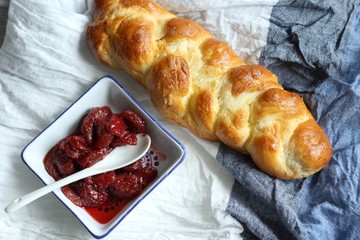  sweet breakfast - challah and strawberry jam