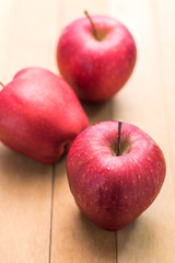 Red apples