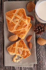 almond cake