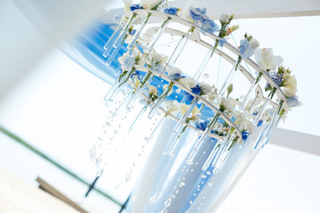 Fototapeta na wymiar chandelier of flowers