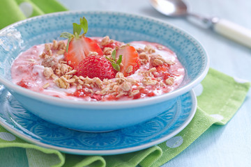 Yogurt with strawberry and granola