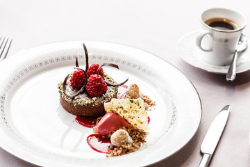 chocolate cake with raspberries