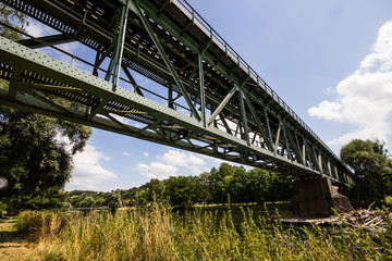 Große Eisenbahnbrücke über der Isar