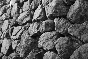 Stone wall (black and white)