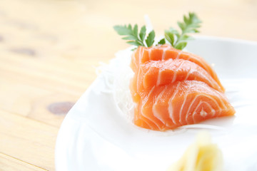 Salmon Sushi set