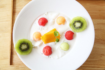 Fruit pudding