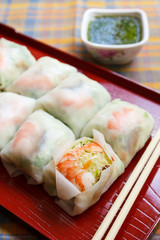 Fresh noodle spring rolls with shrimp and vegetable.