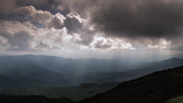 岩手県 八幡平 夏の山頂付近 １ タイムラプス ４Ｋ