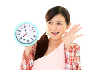 パジャマ姿の女性