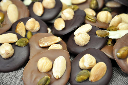 Mendiants au chocolat