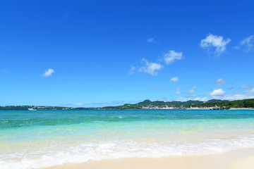 沖縄の美しいビーチ