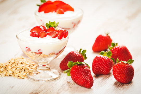 Juicy and healthy strawberries with breakfast cereals for breakf