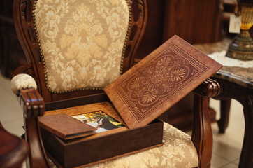 Brown natural leather classic wedding photobook and album
