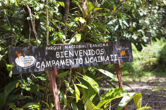 Welcome wooden sign at the Canaima National Park
