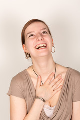 Junge Dame zeigt Emotionen / Ausdruck