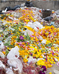 Mount Garbage, Pollution, Bad Life