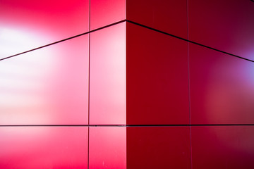 wall in metal with geometric pattern and symmetric