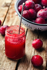 plums jam