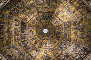 Fototapeta na wymiar Byzantine mosaics on the dome of the Florence Baptistery