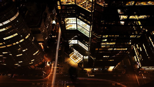 4K UltraHD Night view of traffic among New York Skyscrapers