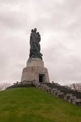 Fototapeta na wymiar Soviet War Memorial in Treptower Park, Berlin, Germany Panorama