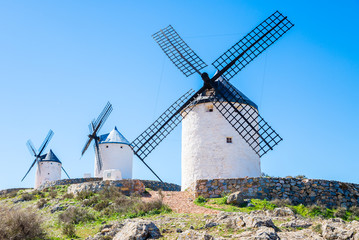Plakat windmills of Don Quixote. Cosuegra, Spain