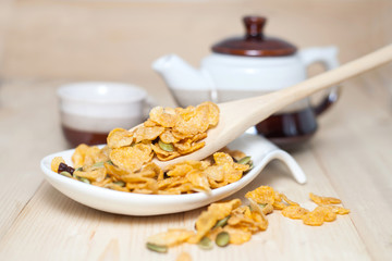 Cornflakes Caramel .Selective focus, shallow DOF