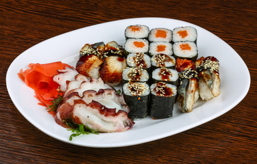 Sushi and roll set