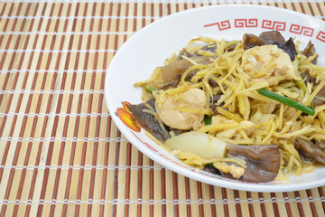 Stir fried chicken, ginger and mixed vegetables