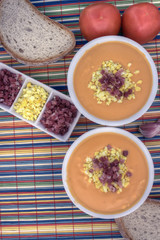 salmorejo vertical overhead left down