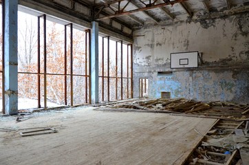 salle basket Tchernobyl parquet