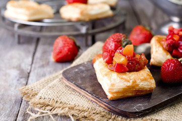 Cake of puff pastry