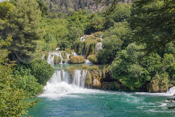 Fototapeta na wymiar Wasserfall - Wasserfälle