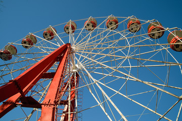 Ferris wheel in Donetsk with soccer balls on the bottom