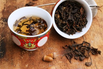 tea on wood vintage