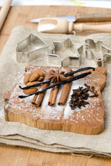 aromatic vanilla and cinnamon bark