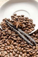 vanilla with coffee grains, cinnamon and aniseed