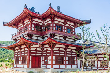 tempel am taihu lake suzhou china