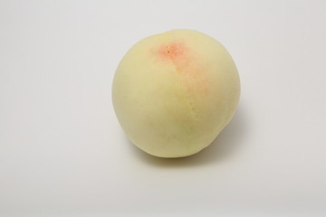 The Shimizuhakutoh is white, is sweet and is a fresh luxury peach. Local specialties of Okayama-ken.