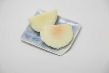 The Shimizuhakutoh is white, is sweet and is a fresh luxury peach. Local specialties of Okayama-ken.