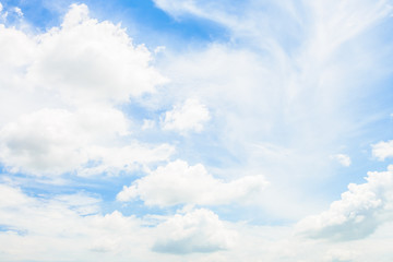 Fototapeta na wymiar White cloud on bluy sky background