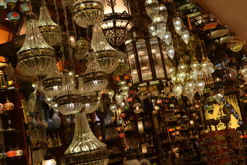 A group of chandelier lighting bulbs