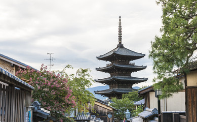 Obraz premium 京都 八坂の塔