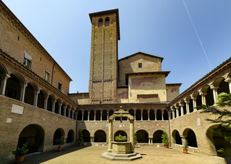 Bologna is an old lady © olegveneto