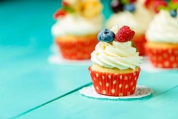 cupcakes with summer berries