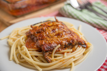 
    Spaghetti mit gebackenen Auberginen 