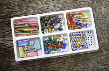 Colorful pushpin, paper clips, binder clips, pin set