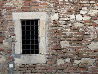 Fototapeta na wymiar Old brick and stone wall from fortress Kalemegdan